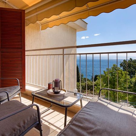 Deluxe Apartment Ana 100 M From The Beach Opatija Exterior foto