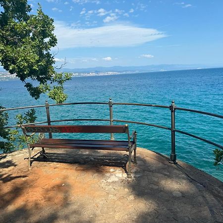 Deluxe Apartment Ana 100 M From The Beach Opatija Exterior foto