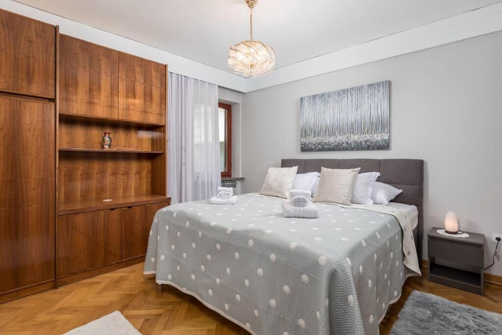 Deluxe Apartment Ana 100 M From The Beach Opatija Exterior foto