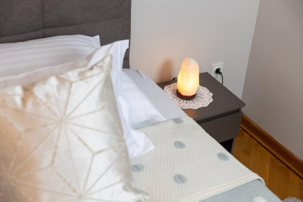Deluxe Apartment Ana 100 M From The Beach Opatija Exterior foto